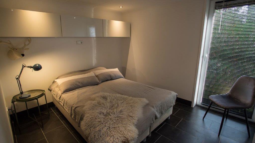 012-23-bungalow-slaapkamer