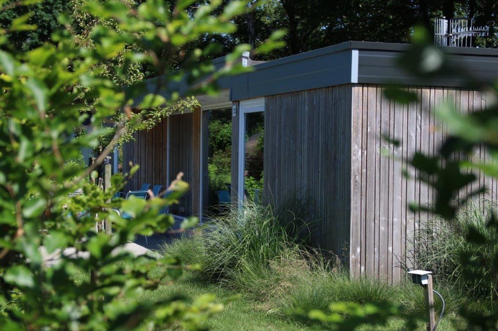 23-9-bungalow-schuinaanzicht