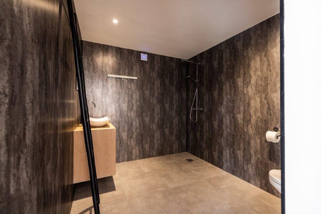 Bungalow 12 - badkamer