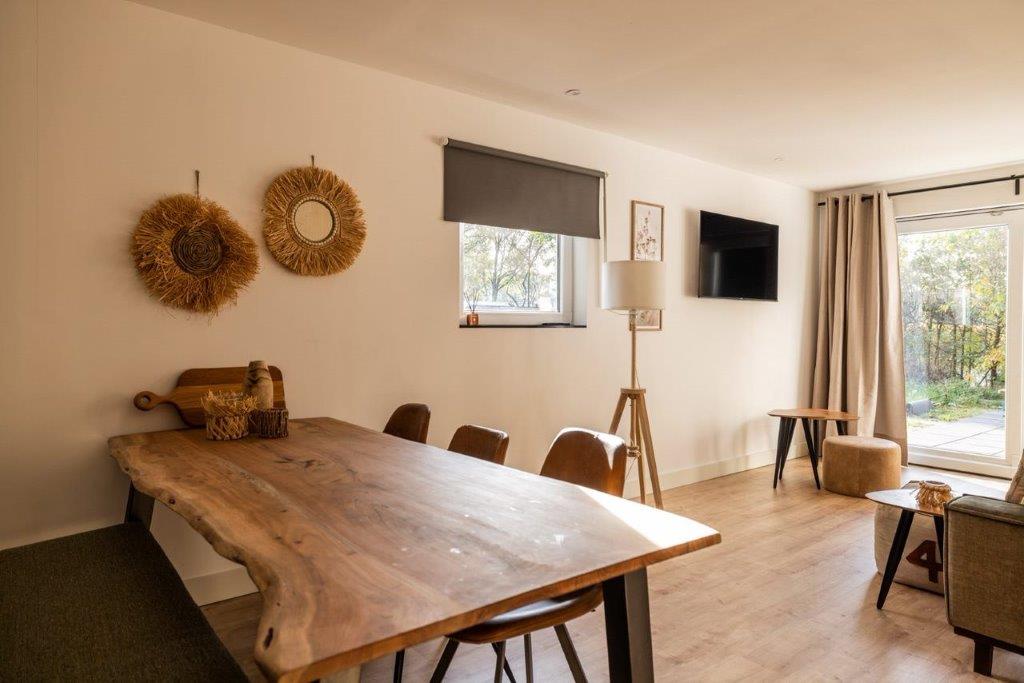 Bungalow 12 - woonkamer (3)