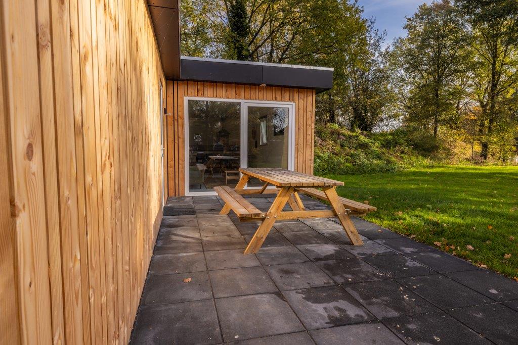 Bungalow 14 - aanzicht terras 3