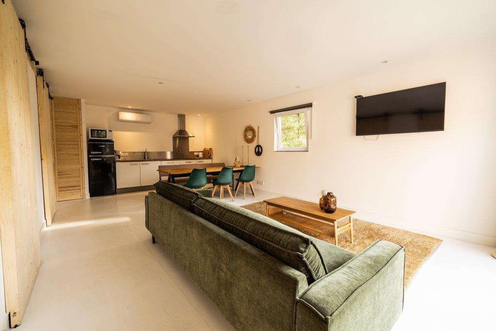 Bungalow 14 - woonkamer 2
