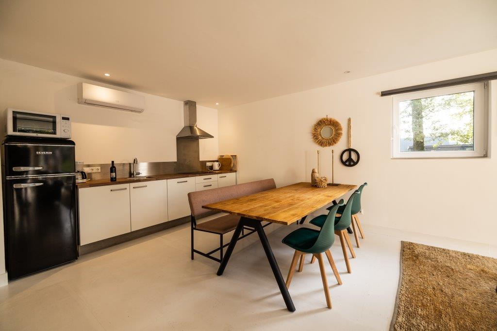 Bungalow 14 - woonkamer (2)